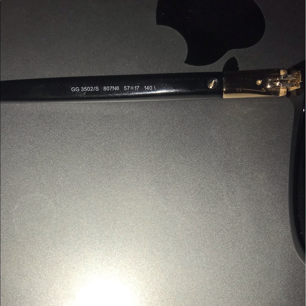 Gucci Sunglasses - Picture 7 of 7